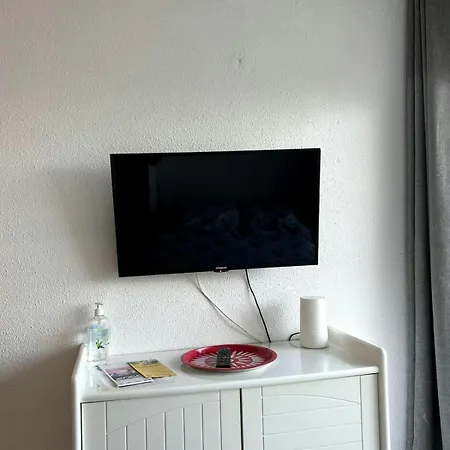 Apartment 2 Pers - Piscine & - Motte *