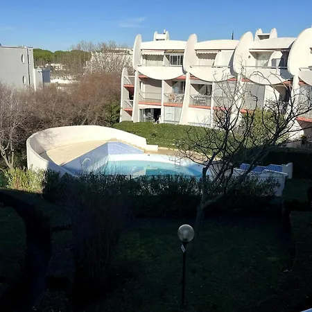 2 Pers - Piscine & - Motte Apartment