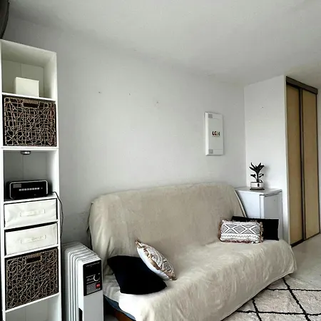 2 Pers - Piscine & - Motte *